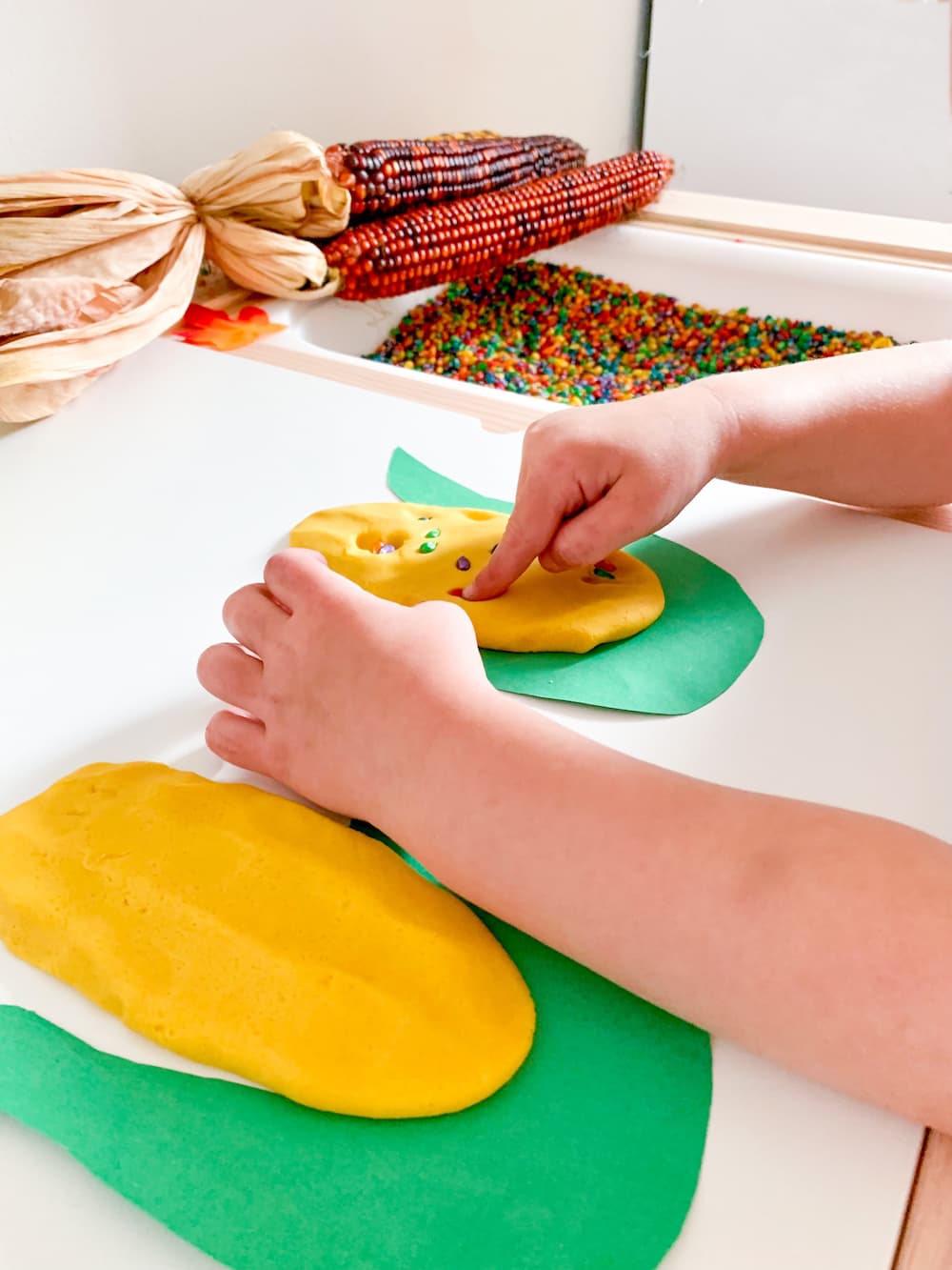 Flint Corn Play-doh - DIY - Playgarden Online