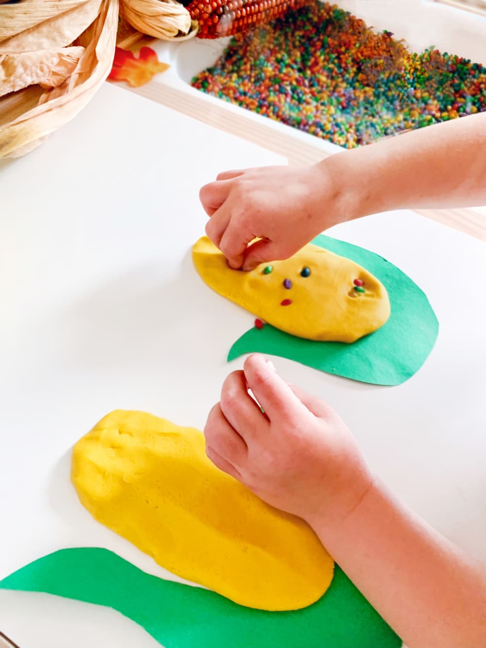 Flint Corn Play-doh - DIY - Playgarden Online