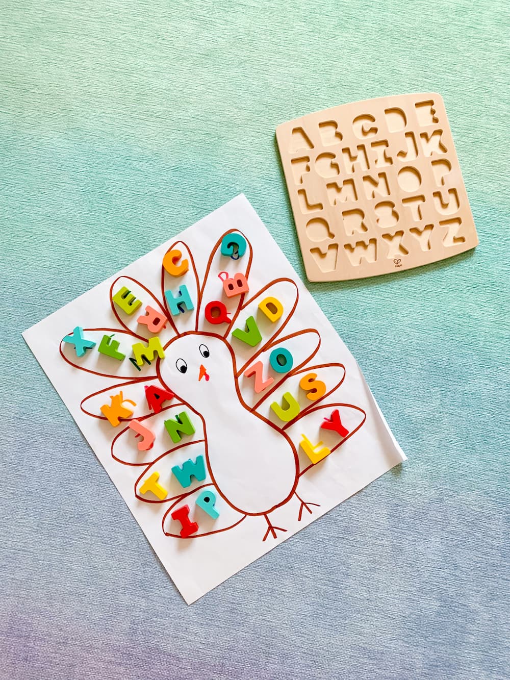 Turkey Feathers with Hape Letters - DIY - Playgarden Online