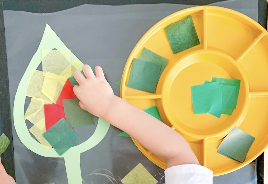 DIY Stained Glass Leaf - DIY - Playgarden Online