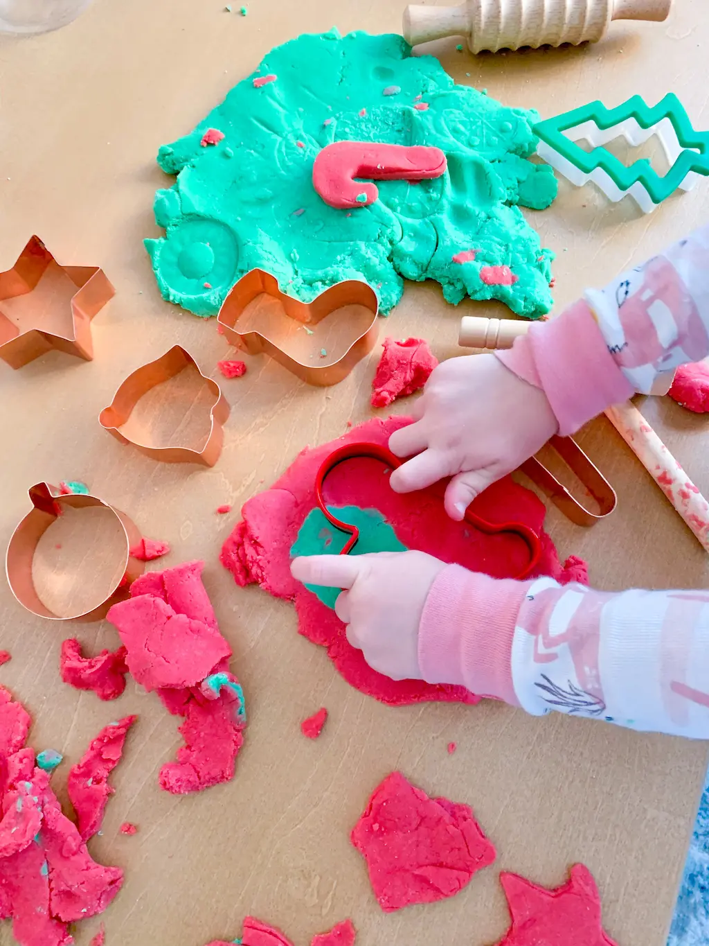 Holiday Play-doh - DIY - Playgarden Online