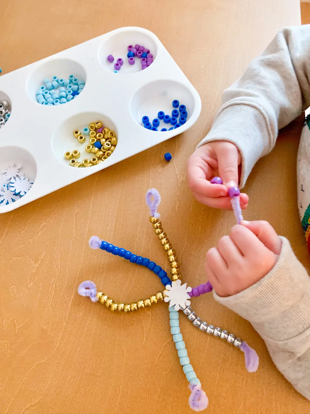 Snowflake Beading - DIY - Playgarden Online