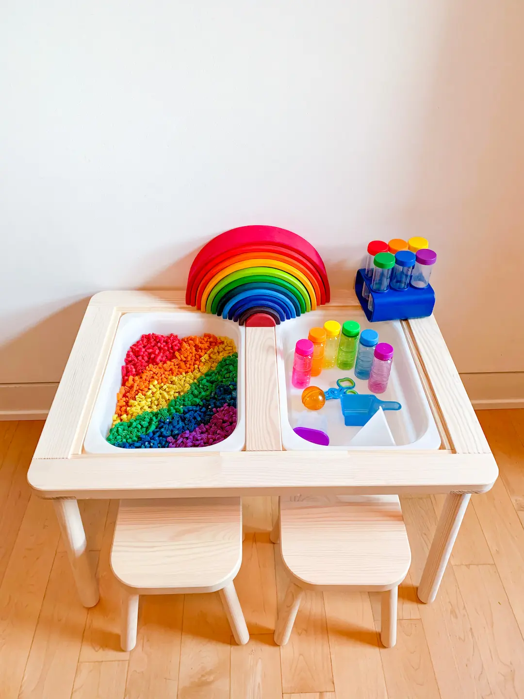 How To Dye Pasta with Paint for Sensory Play - DIY - Playgarden Online