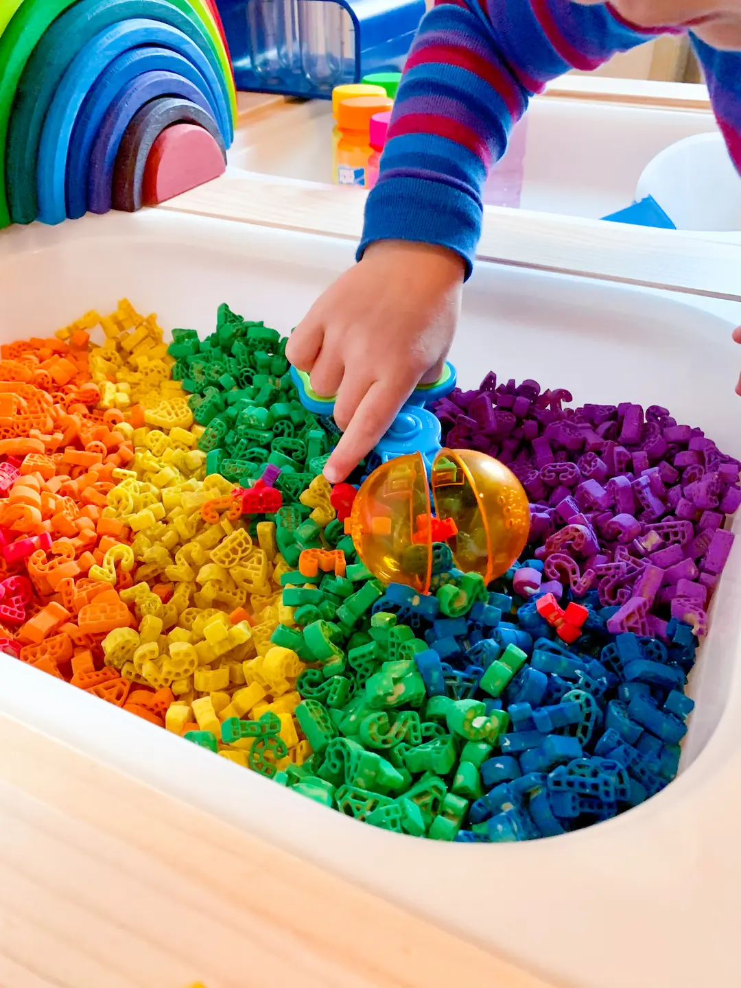 How To Dye Pasta with Paint for Sensory Play - DIY - Playgarden Online