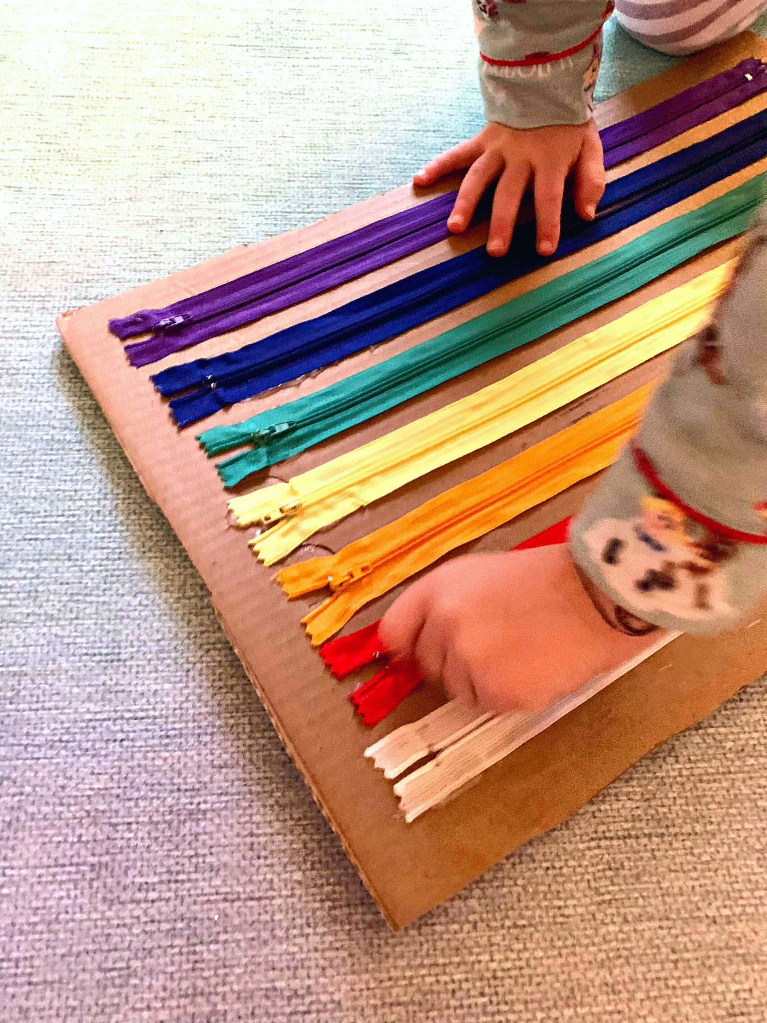 Zipper Board - DIY - Playgarden Online